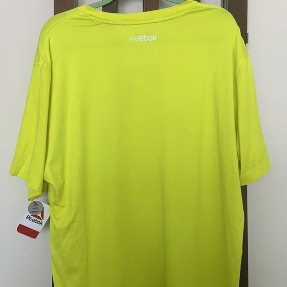 Reebok Crewneck Shirt - Picture 2 of 2